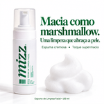 Textura marshmallow da Espuma de Limpeza Facial Mizz — espuma cremosa, toque supermacio, limpeza que abraça a pele